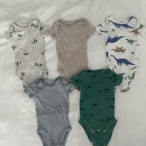 Dinosaur and Animal Print Baby Bodysuits Set